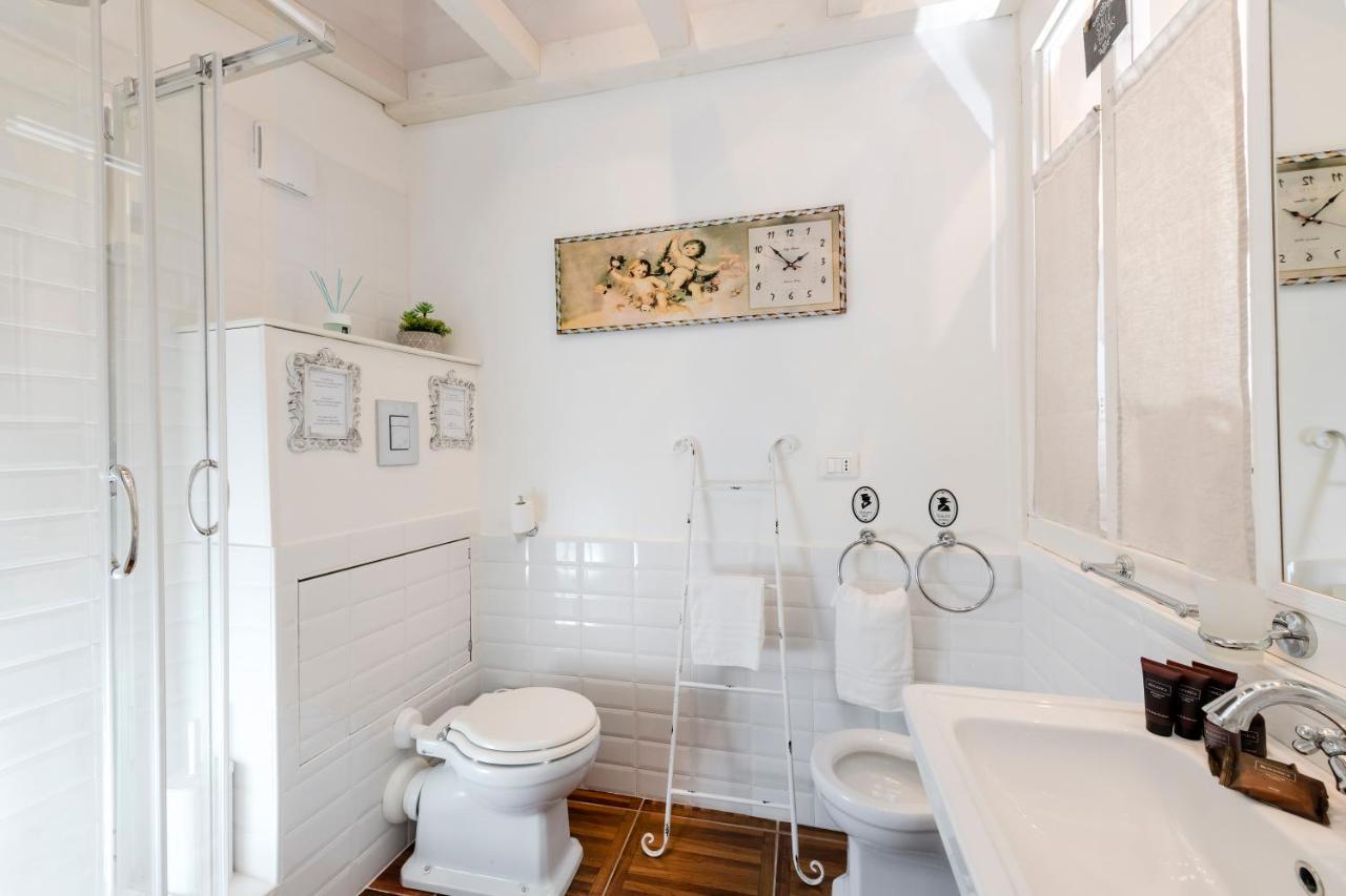 Capo Le Case, Romantic Flat Near Spanish Steps Exteriér fotografie